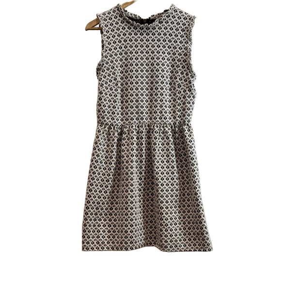 Xhilaration Dresses & Skirts - Xhilaration Sleeveless Geometric Pattern Dress Women's M Black White Ruffled‎